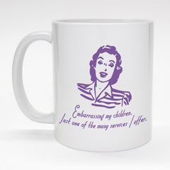 11oz. mug with crown - Behold your rightful queen.