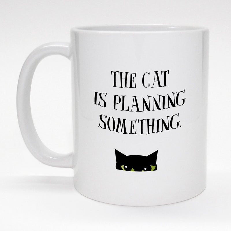Funny mug with cat - The cat is planning something.